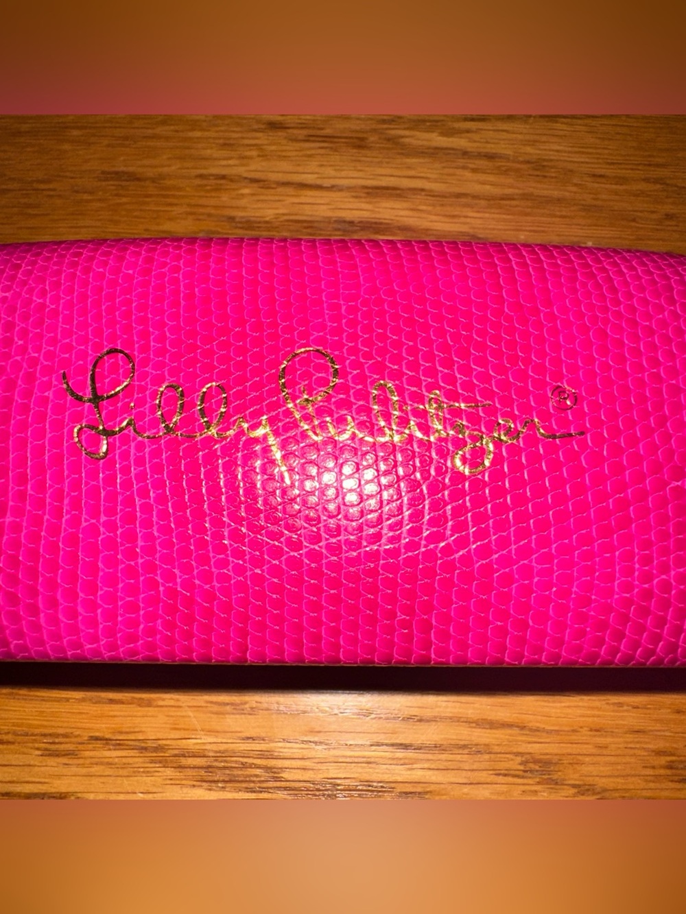 Lilly Pulitzer Signature Hard Eye Glass Case Hot Pink Snap Close Clamshell